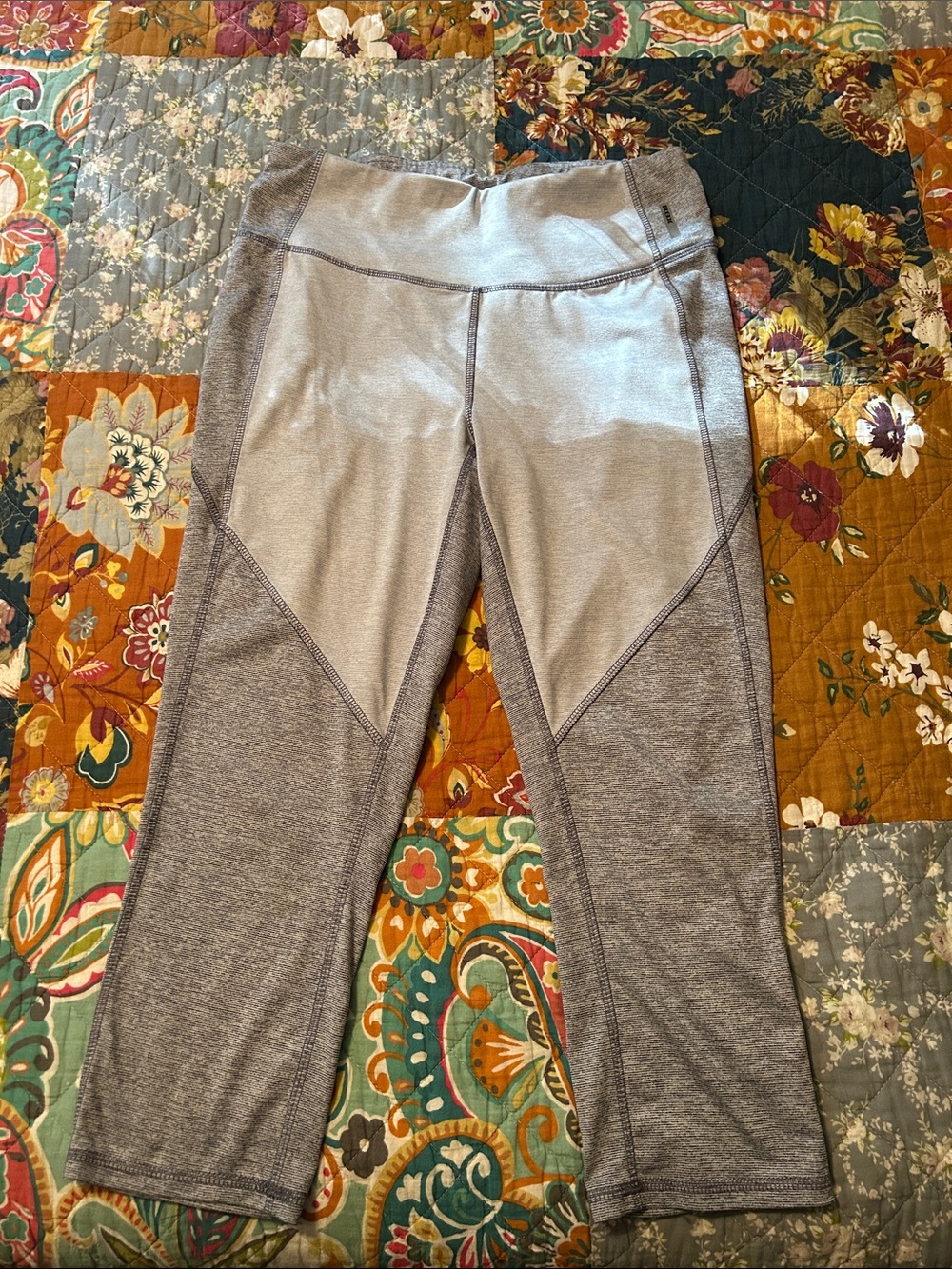 RBX Women’s Two-Tone Blue Athletic Capri Leggings
